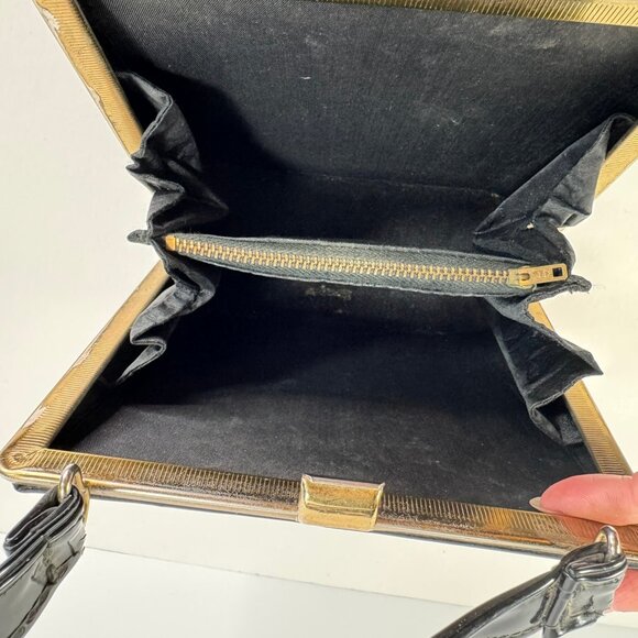 Vintage 1960's Triangle Shape Black Patent Leather Top Closure Handle Purse - Picture 9 of 9